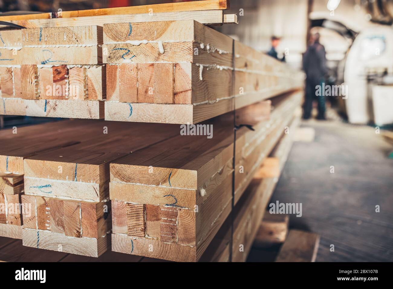 Storage of laminated veneer lumber after crimping for further