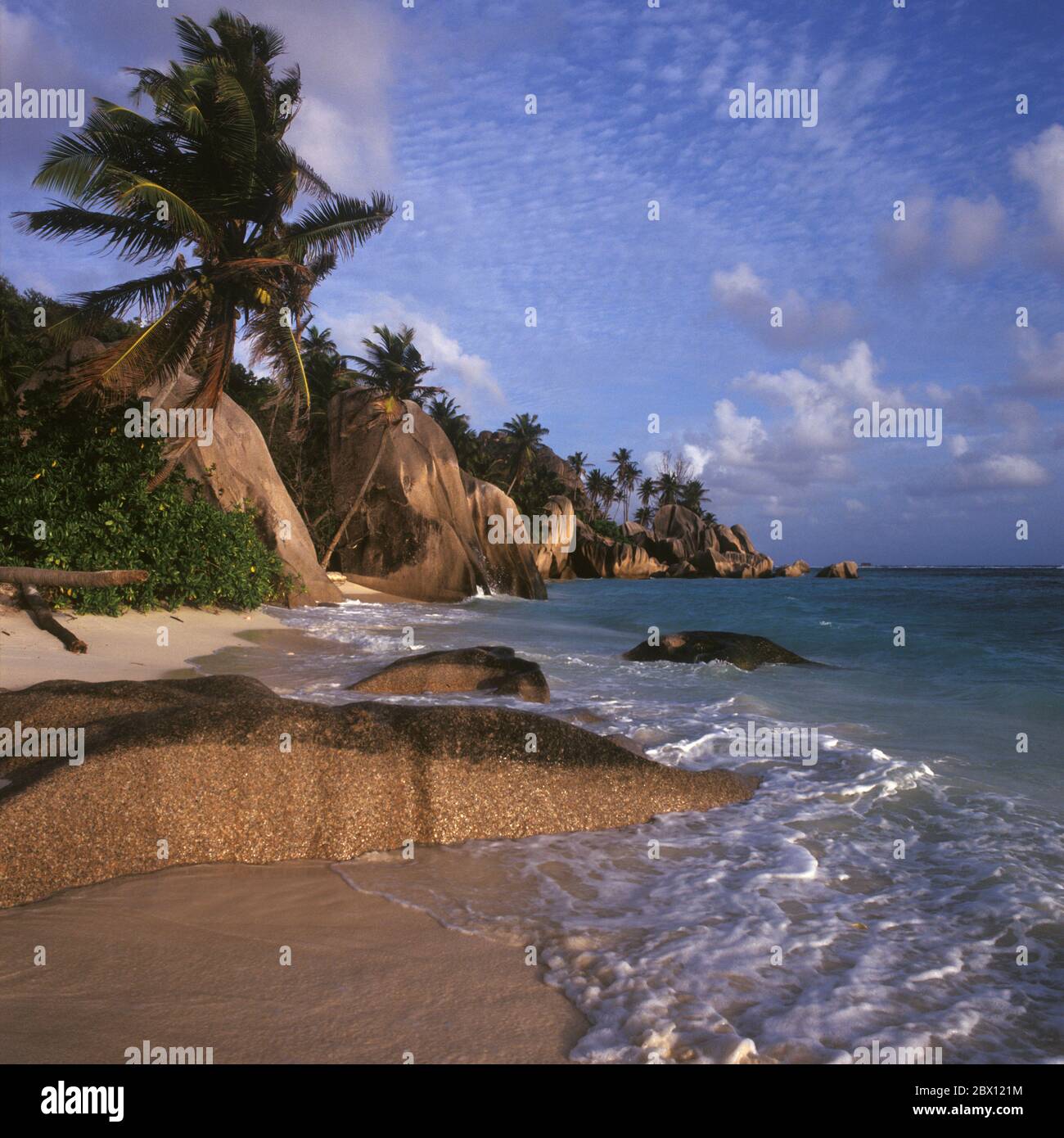 Seychellen/La Digue: Strand, Anse Source à Jean, Granitfelsen Stock Photo