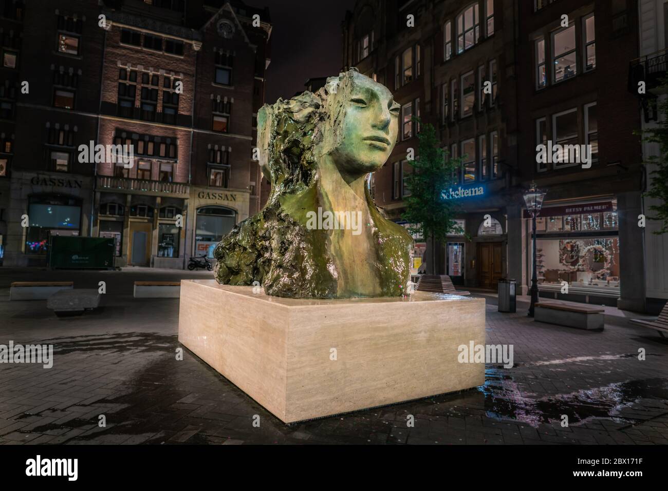 Amsterdam May 18 2018 -the new artpiece and fountain by artist Mark Manders on the Rokin in the center of Amsterdam Stock Photo