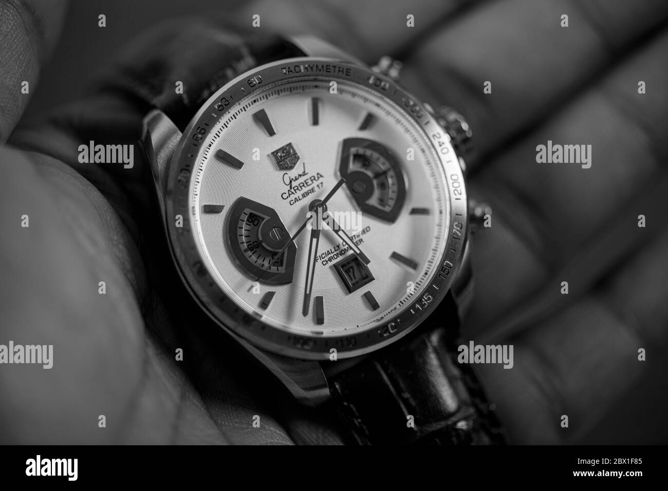 Tag Heuer Grand Carrera Calibre 17 RS Chronograph Men's Wrist Watch Stock  Photo - Alamy