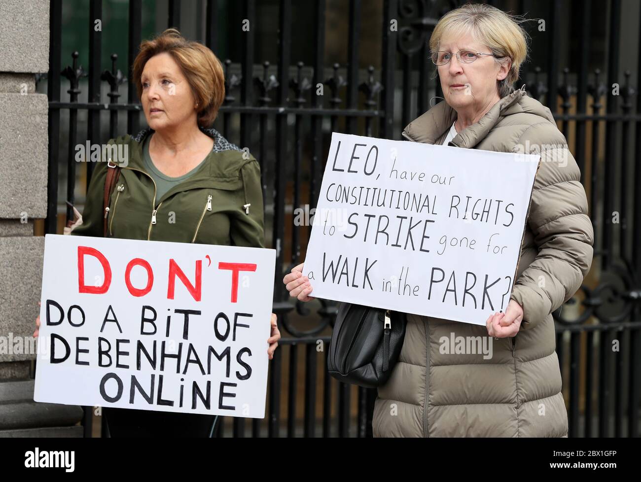 Debenhams workers continue to protest outside Leinster House in Dublin after the announcement earlier this year of its liquidation with the loss in Ireland of over 1,000 jobs. Stock Photo