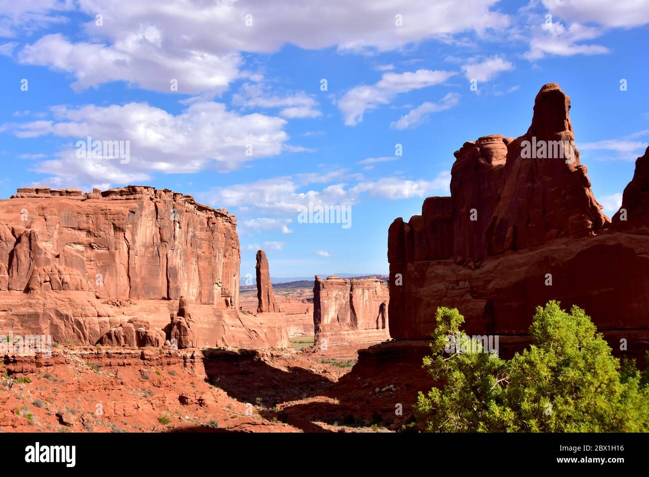 Black arch arches national park hi-res stock photography and images - Alamy