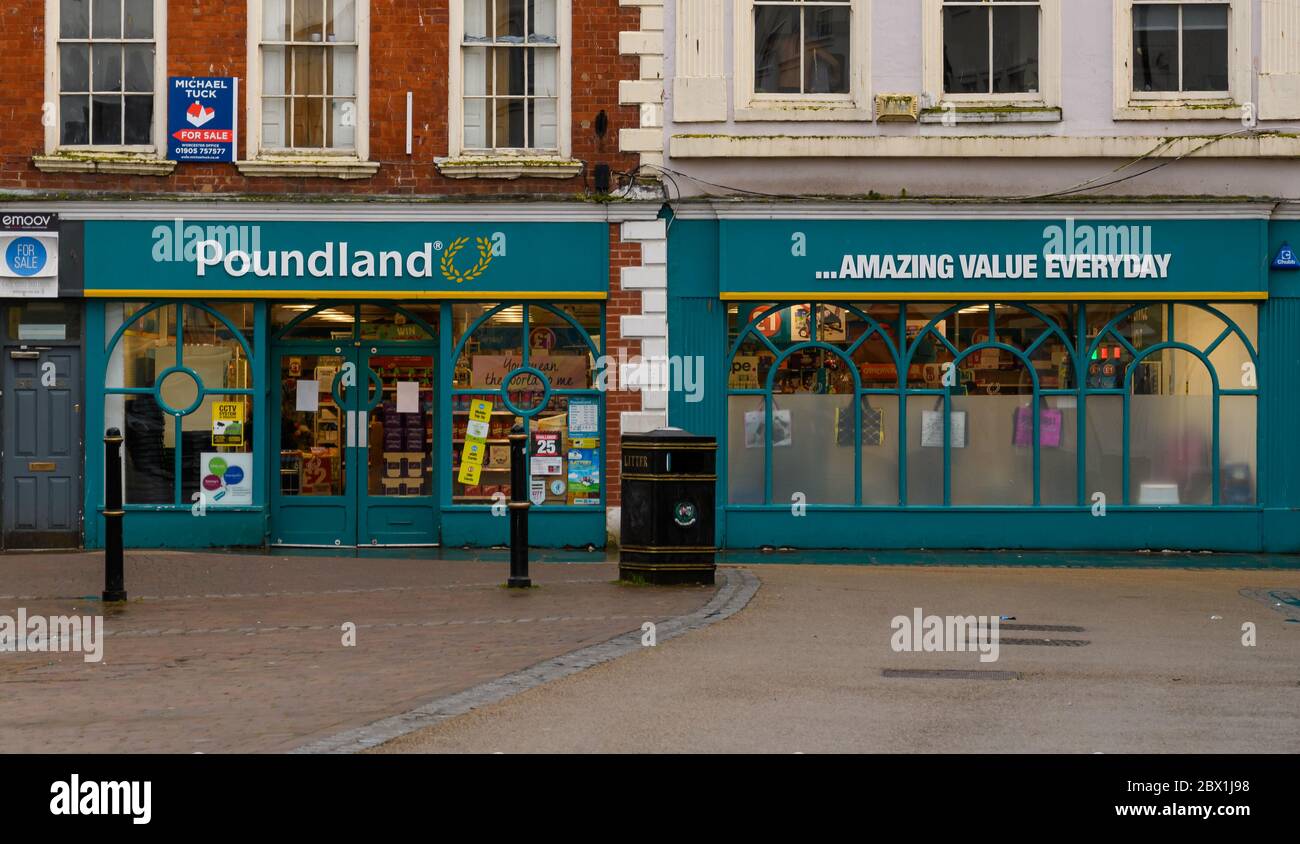 Worcester, United Kingdom - March 15 2020:  The frontage of the Poundland discount shop on Broad St Stock Photo