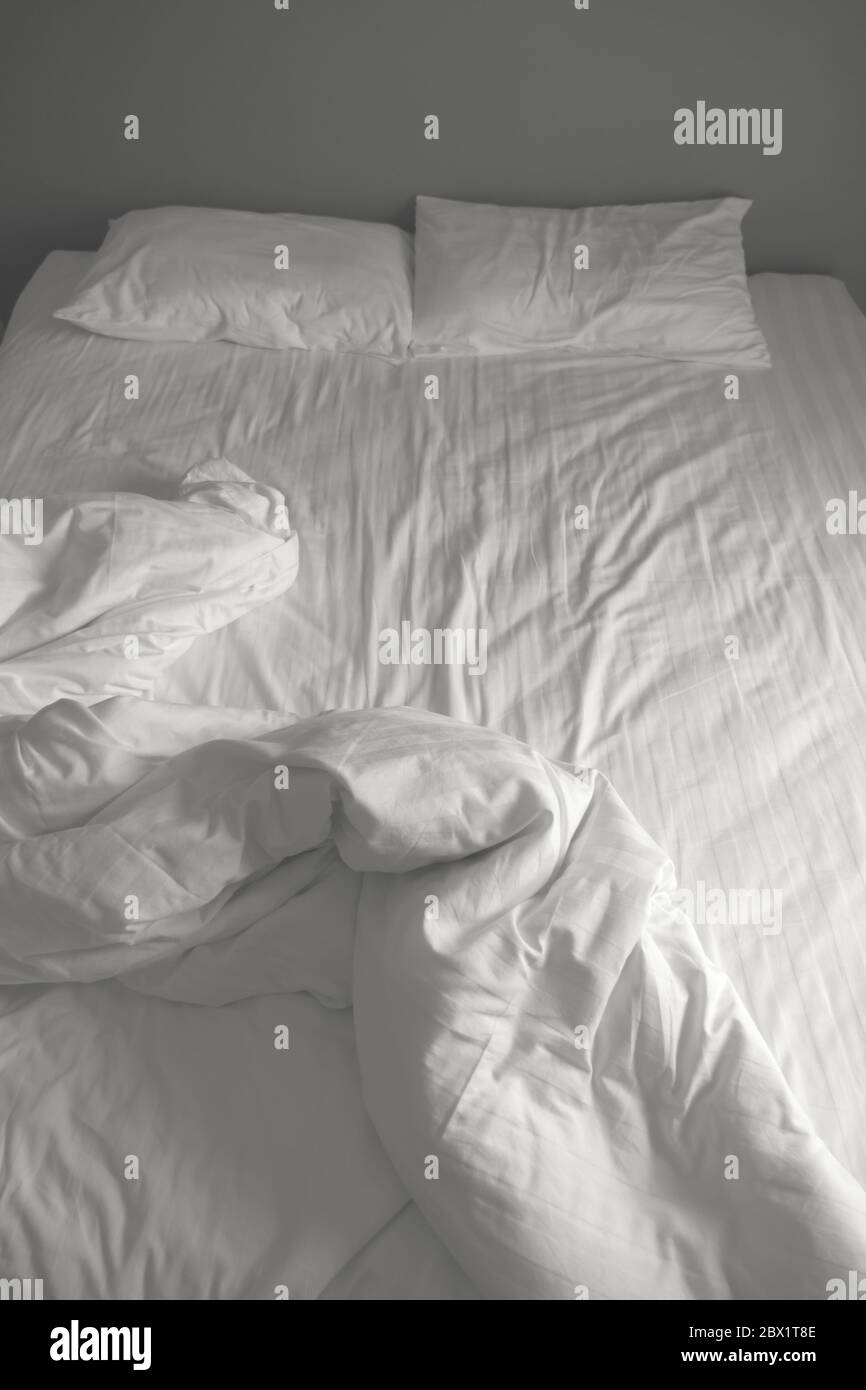 Master Bedroom White Sheets Hi Res Stock Photography And Images Alamy
