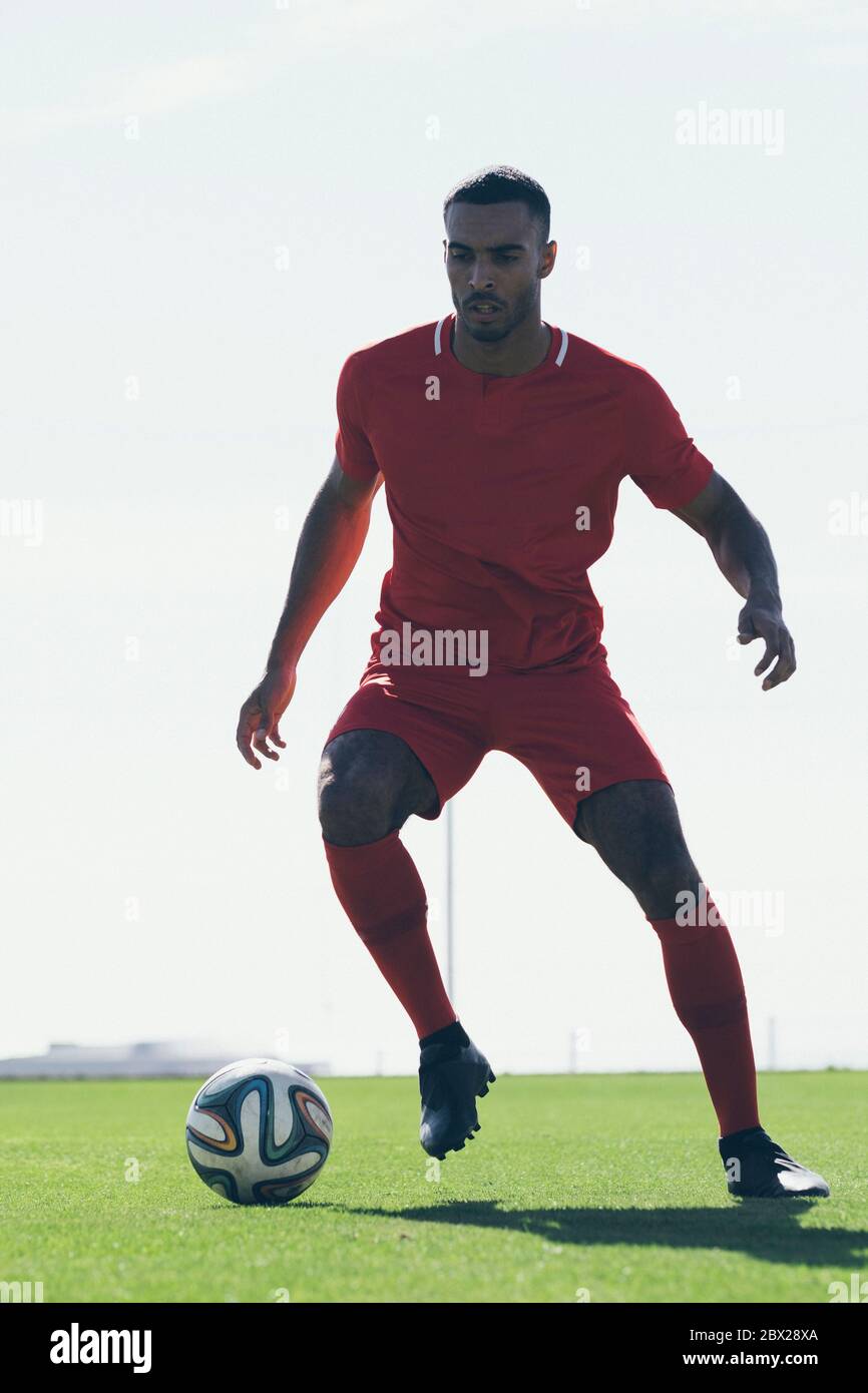 African american soccer player hi-res stock photography and images - Alamy