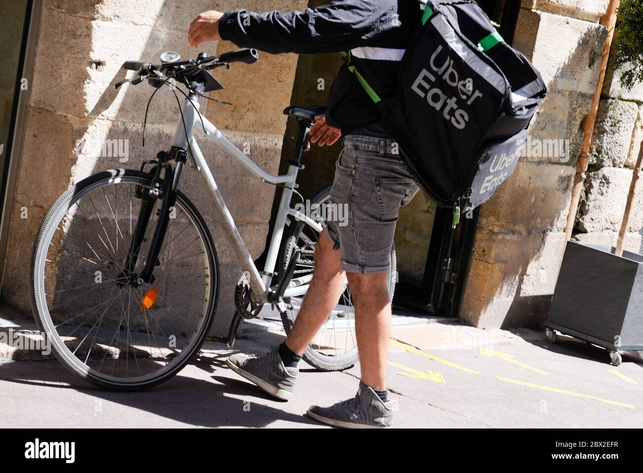 uber eats bike bag