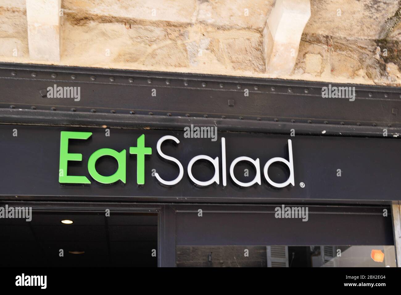 Bordeaux , Aquitaine / France 06 01 2020 Eat Salad logo sign of