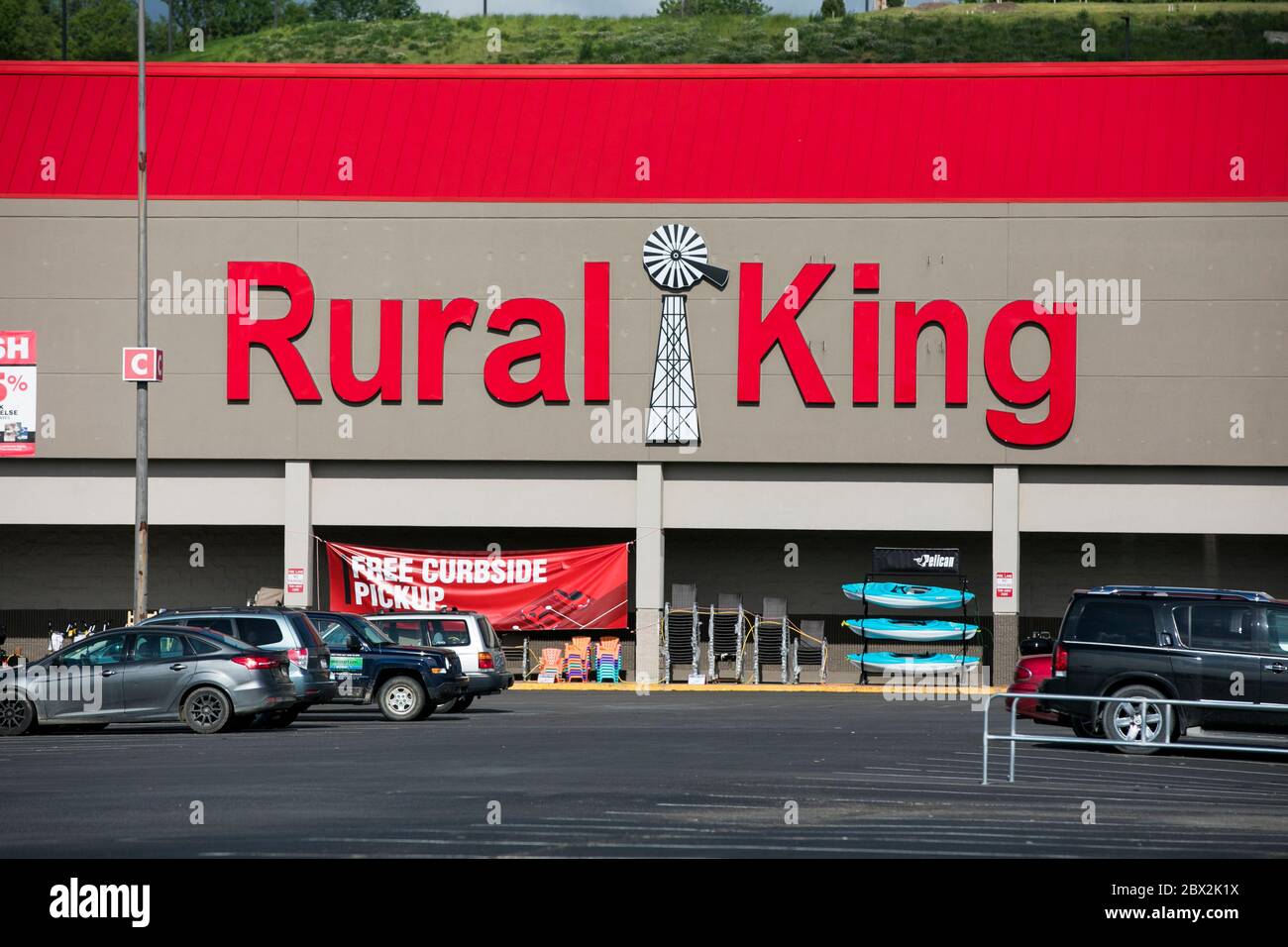 Rural king hires stock photography and images Alamy