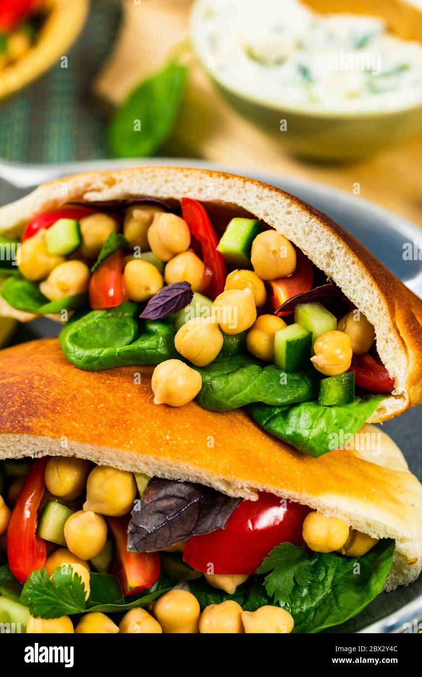 Veggie Pitas with Garbanzo Bean or Chickpea Salad Stock Photo Alamy