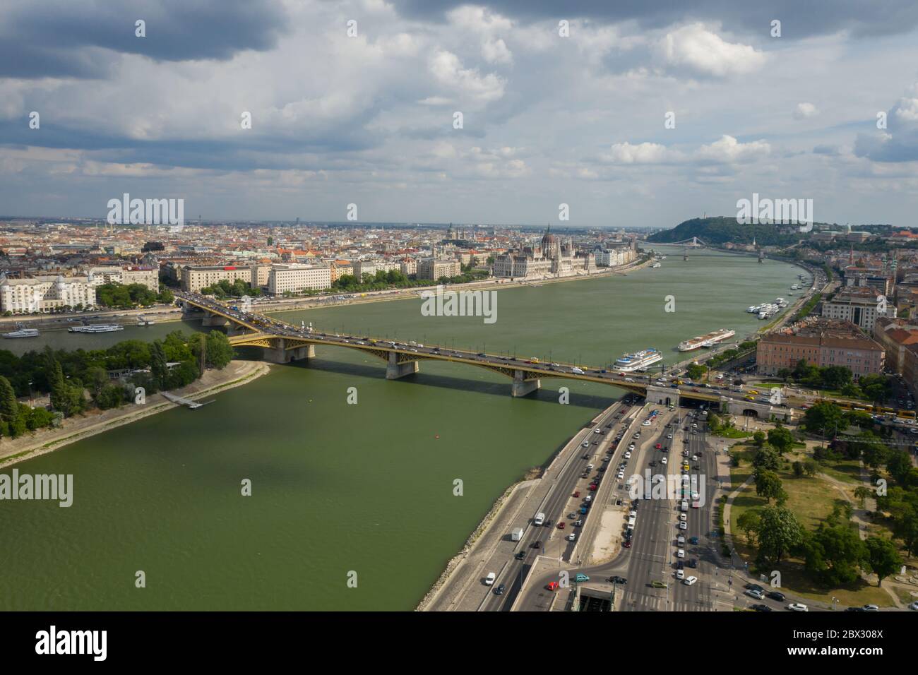 Budapest, Hungary - June 4, 2020: On the 100th anniversary of the Treaty of Trianon, traffic stopped for a minute. Stock Photo