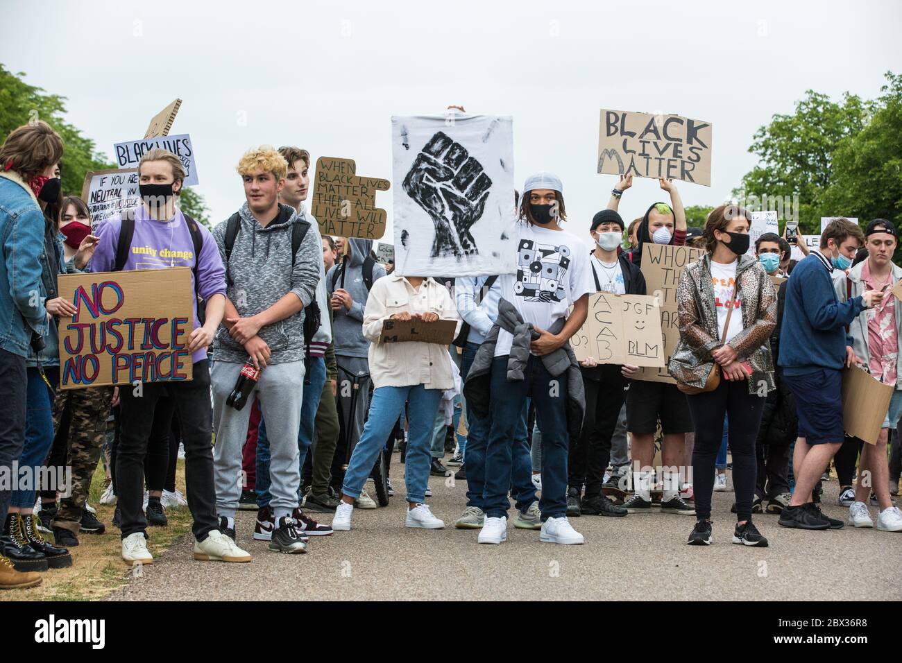 Windsor, UK. 4 June, 2020.  Hundreds of young people take part in a peaceful protest march along the Long Walk in front of Windsor Castle in solidarity with the Black Lives Matter movement. The march was organised at short notice by Jessica Christie at the request of her daughter Yani, aged 12, following the death of George Floyd while in the custody of police officers in Minneapolis in the United States. Credit: Mark Kerrison/Alamy Live News Stock Photo