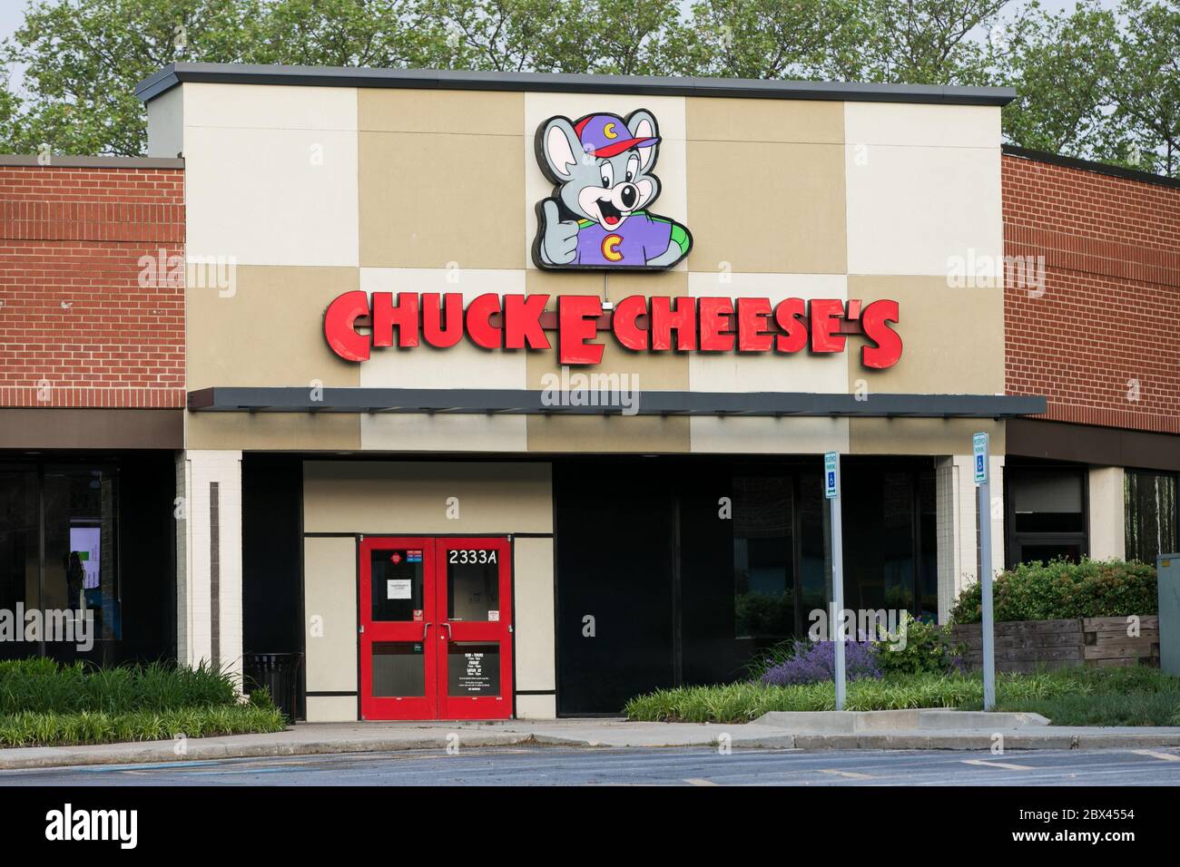 The Iconic Chuck E. Cheese Logo and Branding