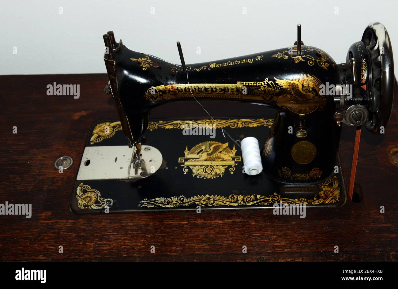 An old Singer sowing machine is still in use in Cairo Stock Photo