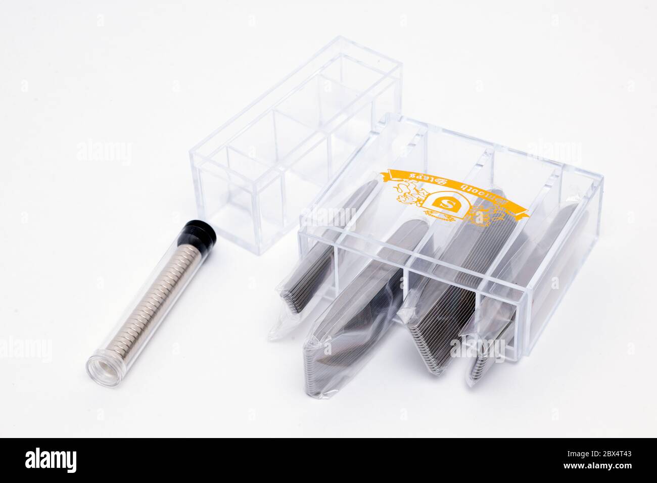 Metal collar stiffeners hires stock photography and images Alamy