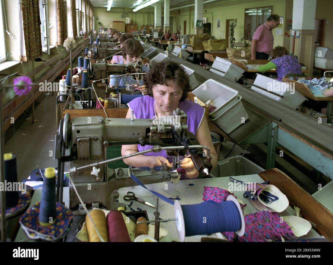 Shoe Factory And Women High Resolution Stock Photography And Images Alamy
