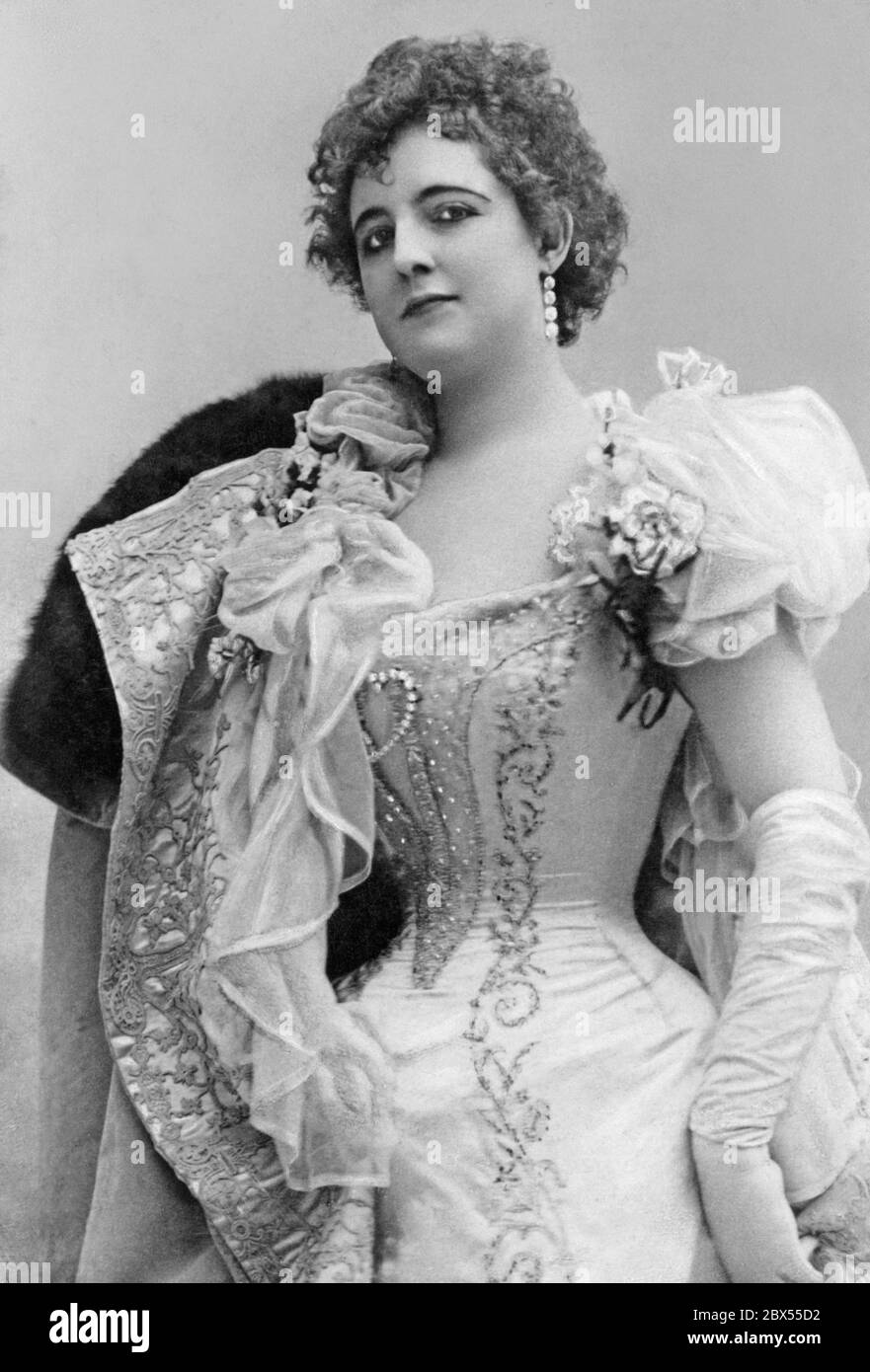 A woman wearing a tight corset. Undated photo. Stock Photo