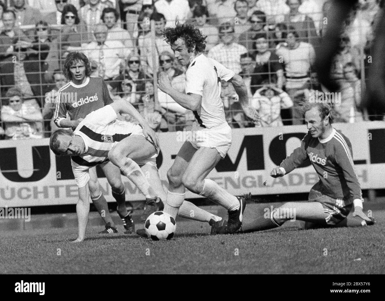 1970s sport football action hires stock photography and images Alamy