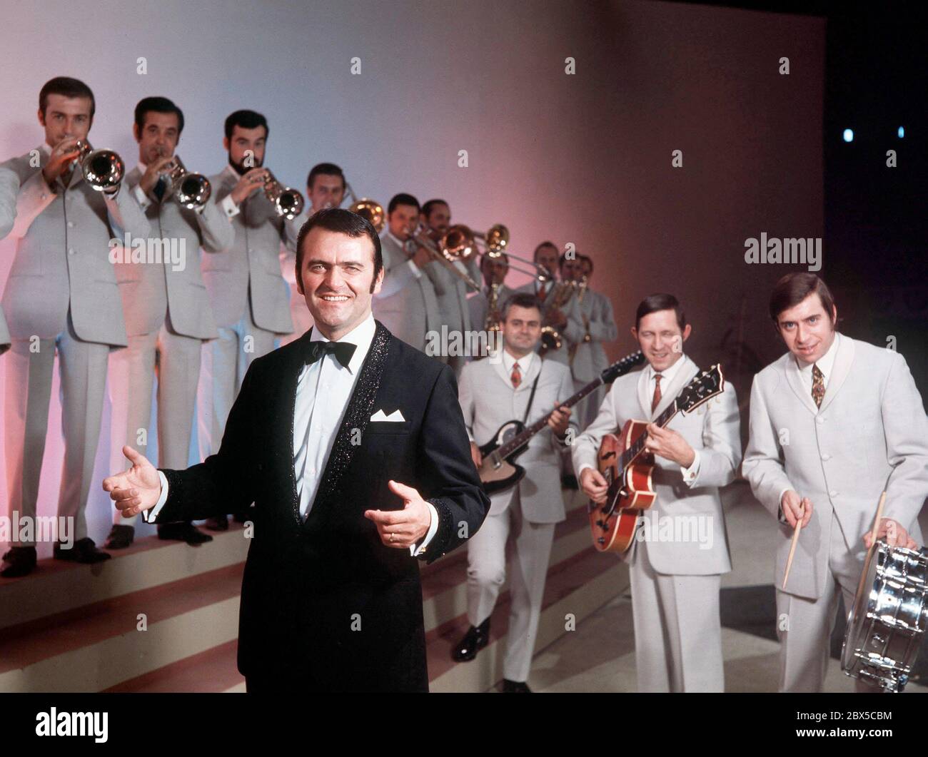 Studio orchestra 1970s hires stock photography and images Alamy
