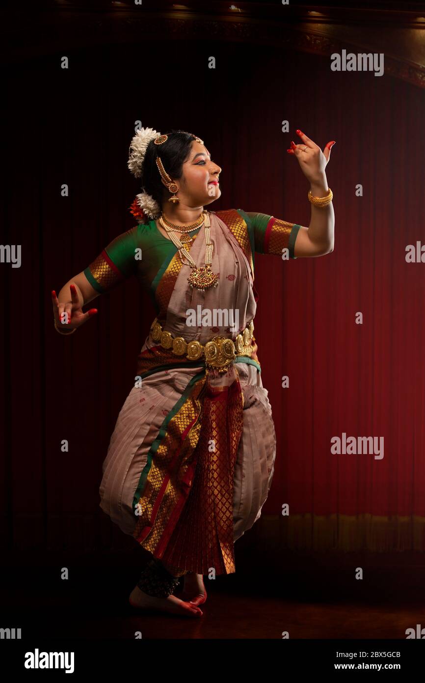 Veena hires stock photography and images Alamy