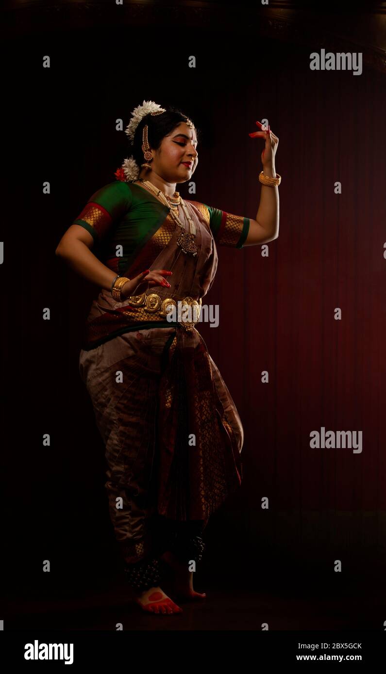 Veena hires stock photography and images Alamy