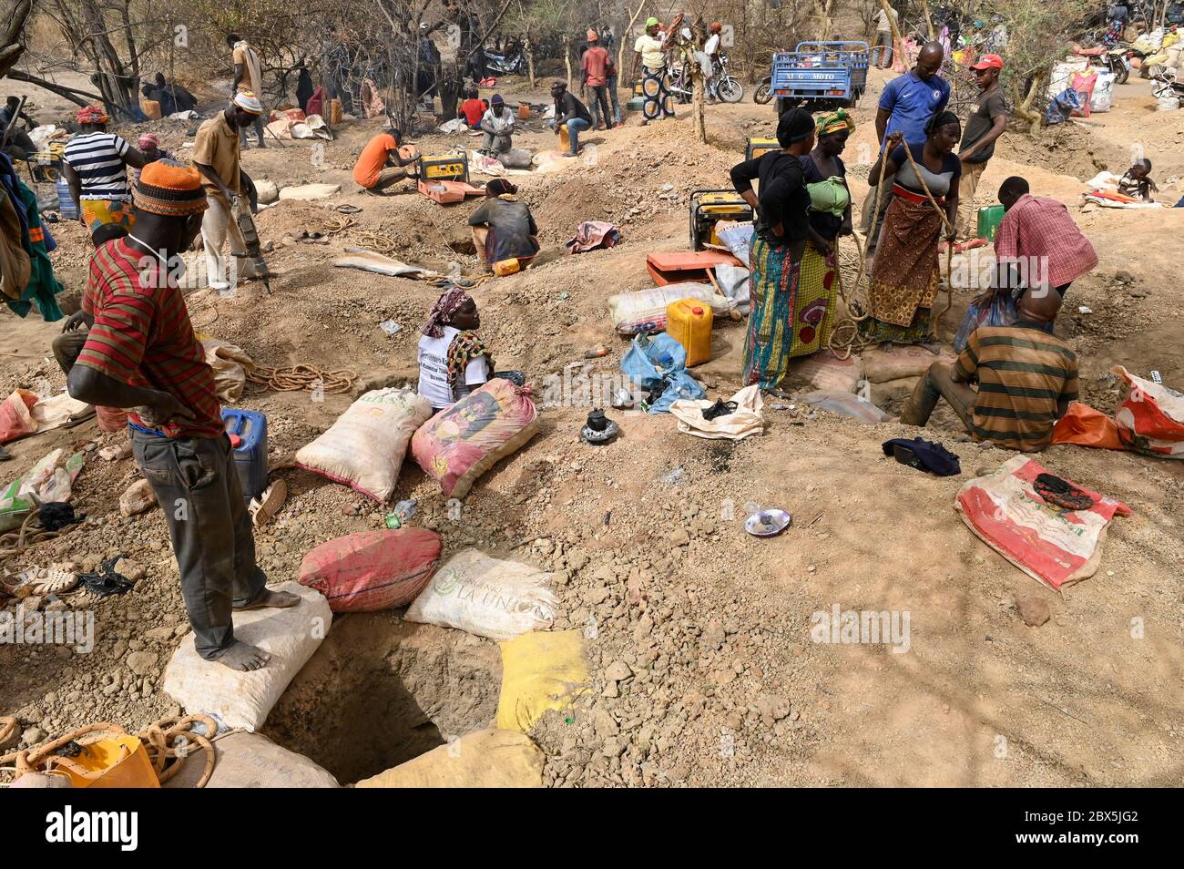 In Pictures: Digging for gold in Mali, Gallery