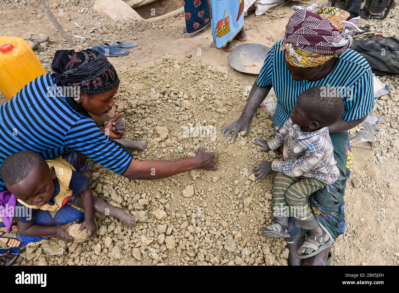 In Pictures: Digging for gold in Mali, Gallery