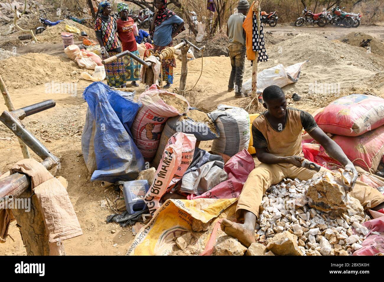 In Pictures: Digging for gold in Mali, Gallery