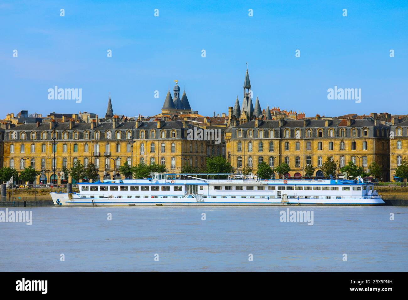 View of the old town in bordeaux city, typical, buildings from the other side of Garonne River, Bordeaux, France Stock Photo