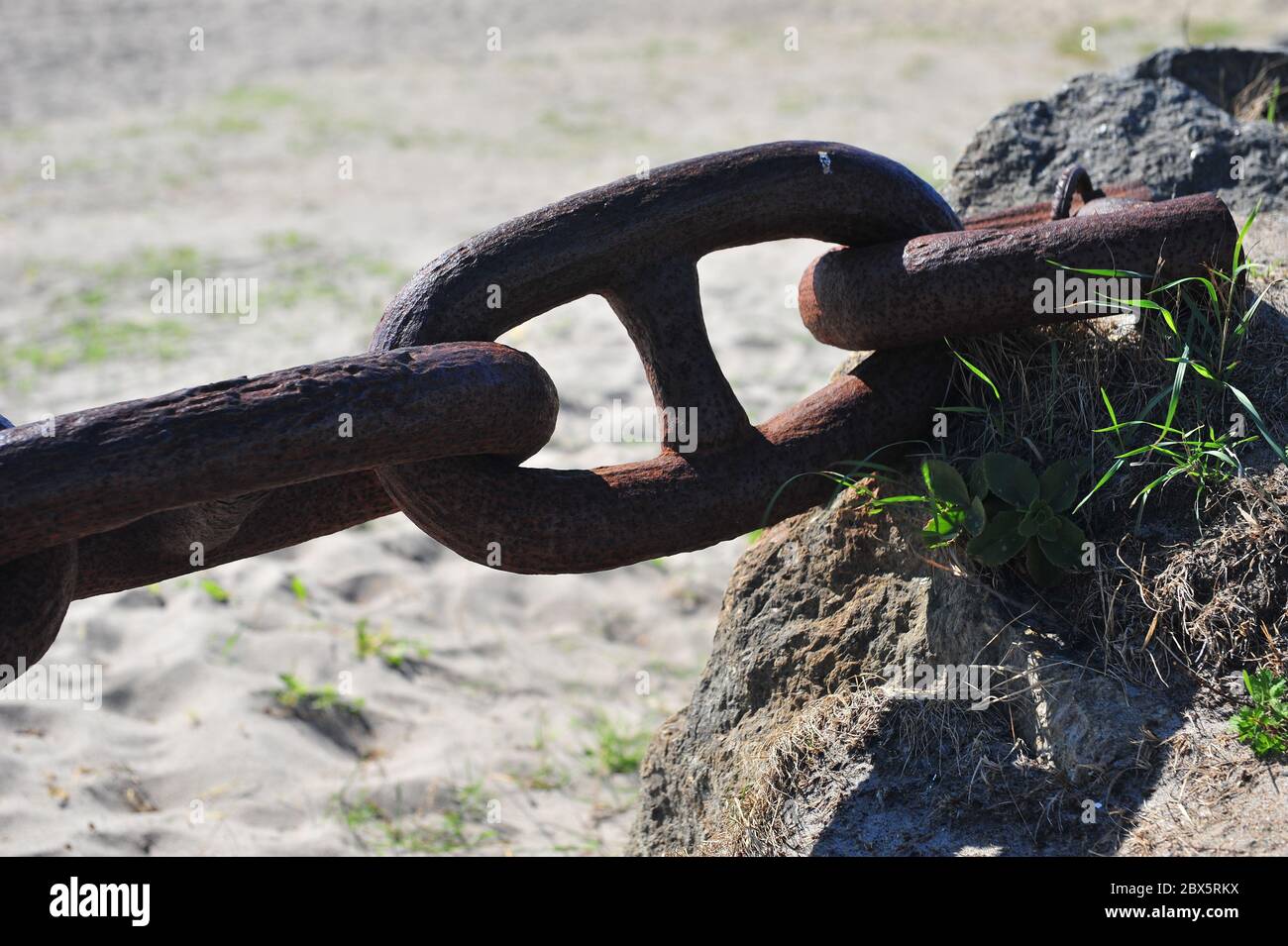 bike chain rusted solid