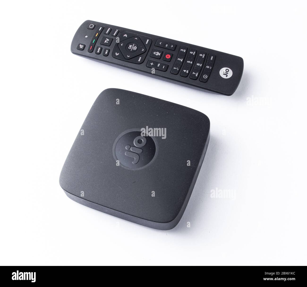 Bedøvelsesmiddel Er deprimeret Vil ikke Reliance jio set top box hi-res stock photography and images - Alamy