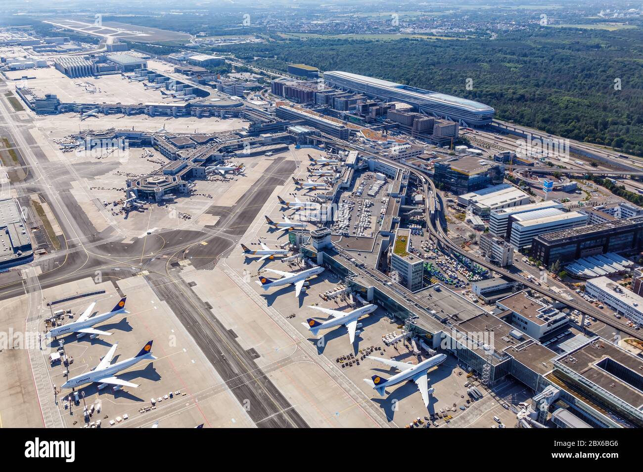Frankfurt airport aerial hi-res stock photography images - Page -
