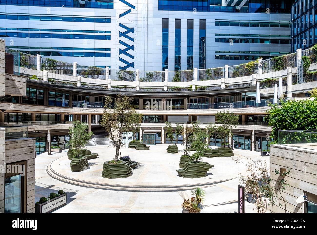 Broadgate Circle civic space at the heart of the Broadgate Estate, Liverpool Street, London, UK Stock Photo