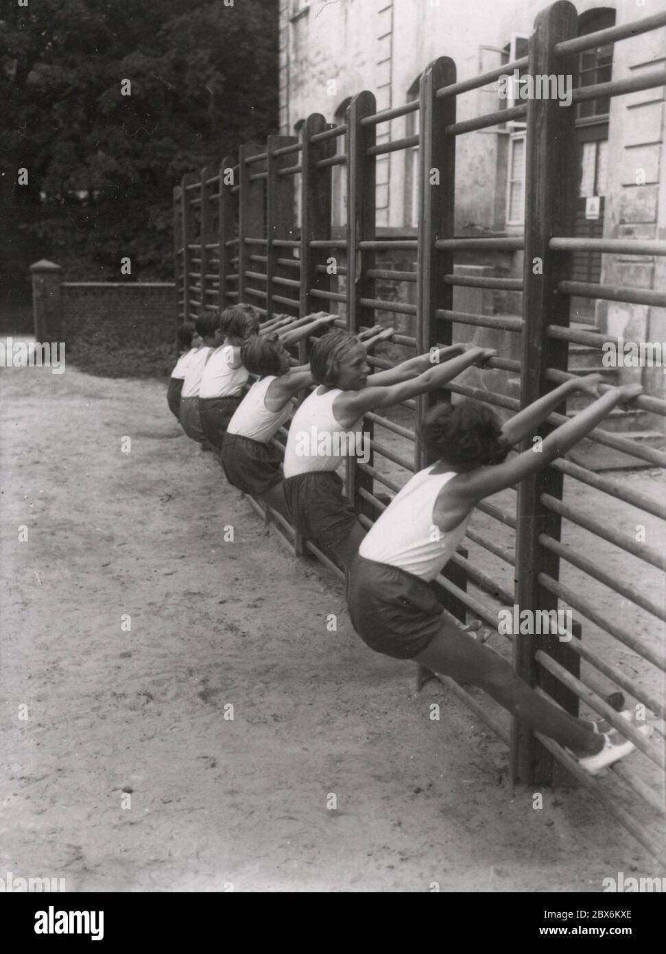 Hit Let Camp BDM in the summer camp Heinrich Hoffmann Photographs 1933 Adolf Hitler ...