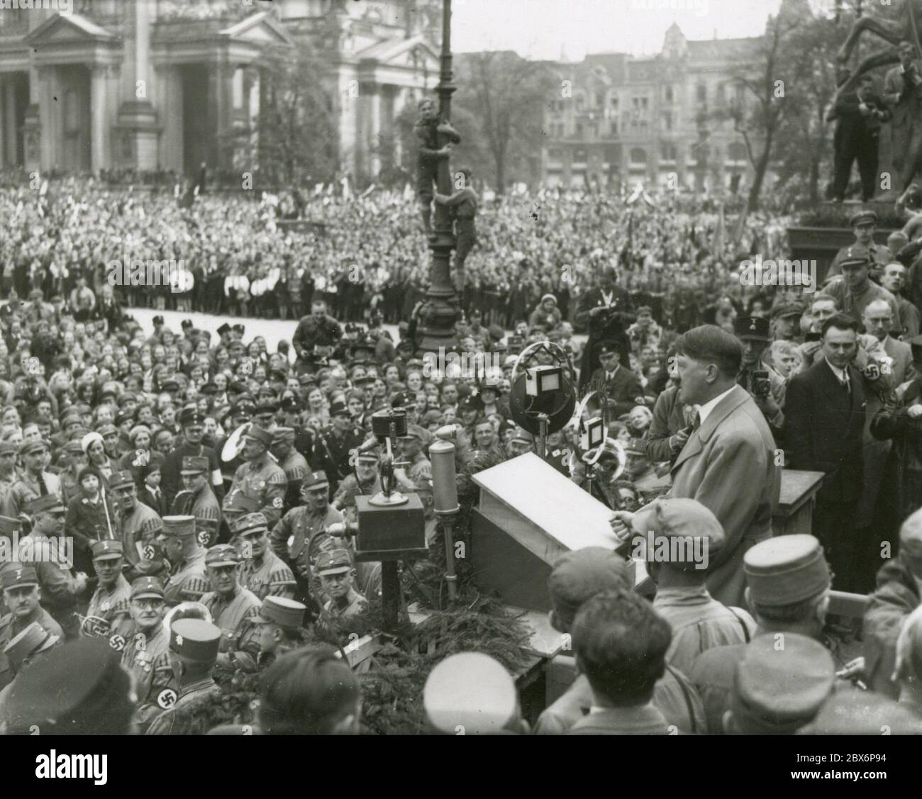 Адольф гитлер 1939. Выступления немецкие. Goebbels speech 1943. Адольф гитлер нсдап. Выступления немецкие.