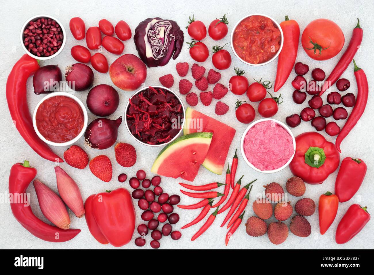 Vegan health food high in anthocyanins of red and purple fruit