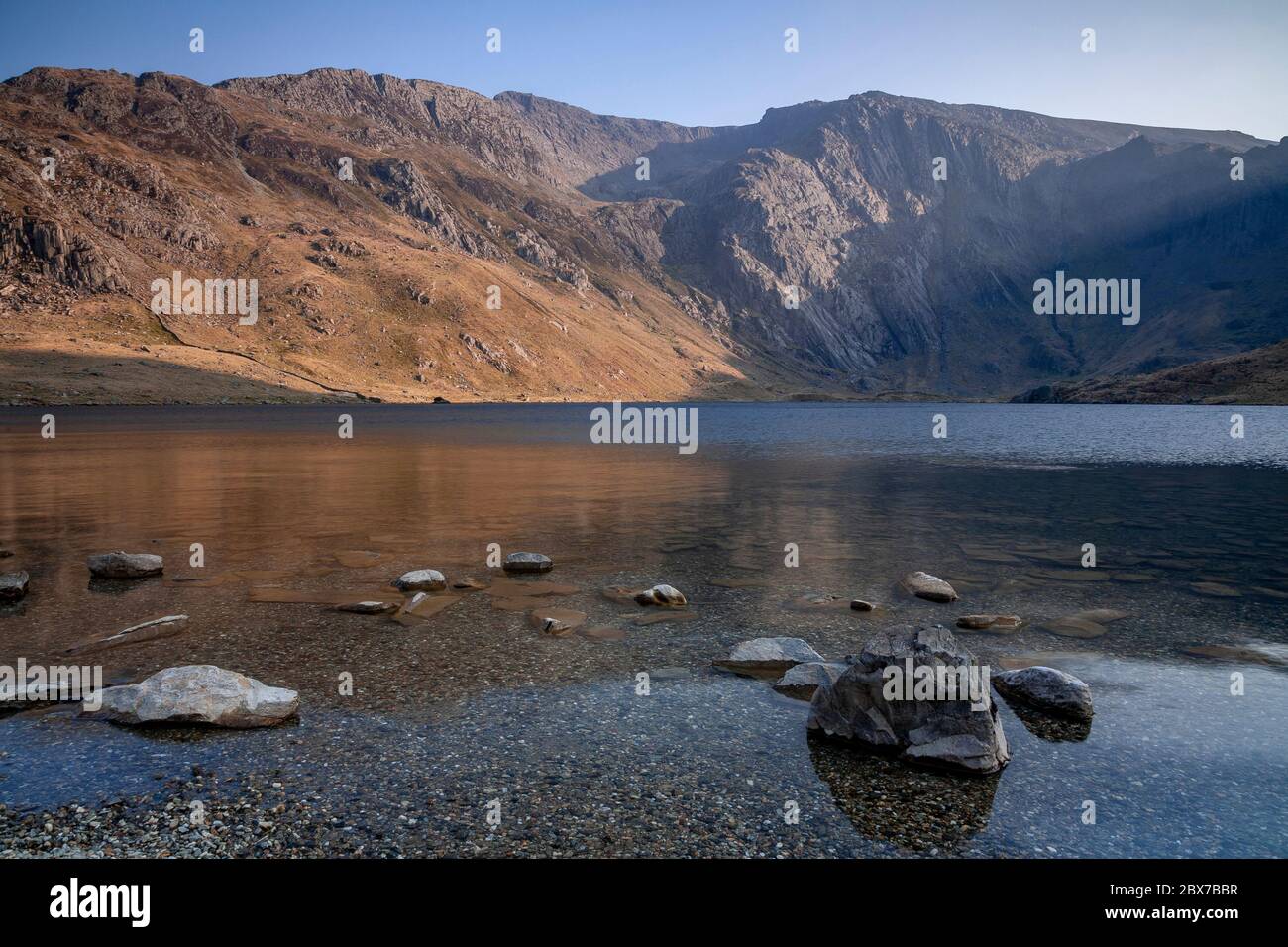 Llyn Idwal lake, Snowdonia, North Wales Stock Photo