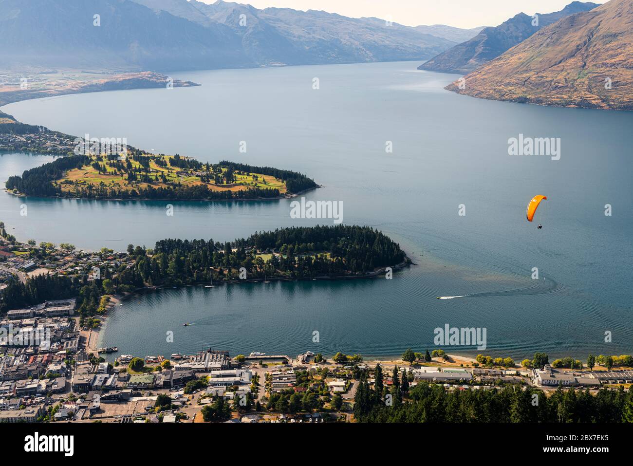 Queenstown and Lake Wakatipu in New Zealand's south Island Stock Photo ...