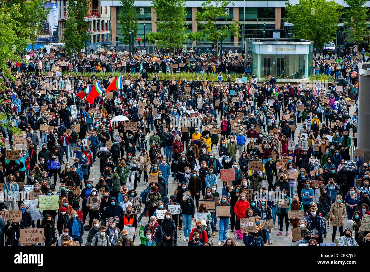 Utrecht, The Netherlands. 05th June, 2020. Thousands of people are gathered during the massive solidarity protest against anti-black violence, that was held in Utrecht, on June 5th, 2020. After George Floyd was killed by a police officer in the United States, several massive protests have been taking place in The Netherlands. In the city of Utrecht, thousands of people gathered during a peaceful demonstration in solidarity with the movement in the US and against anti-black violence in the Netherlands. (Photo by Romy Fernandez/Sipa USA) Credit: Sipa USA/Alamy Live News Stock Photo