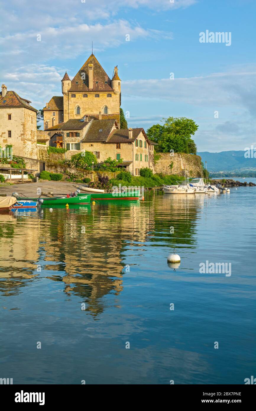 France, Yvoire, Port des Pecheurs, Chateau (castle) 14C, early morning Stock Photo