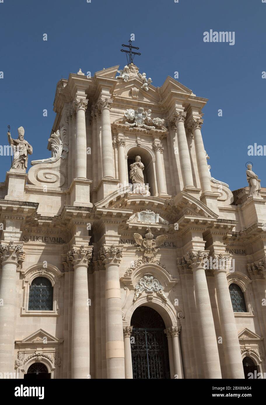 Facade of Ortigia Cathed…