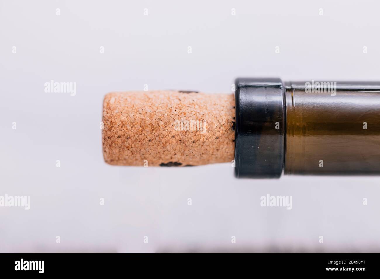 Wine cork hi-res stock photography and images - Page 19 - Alamy