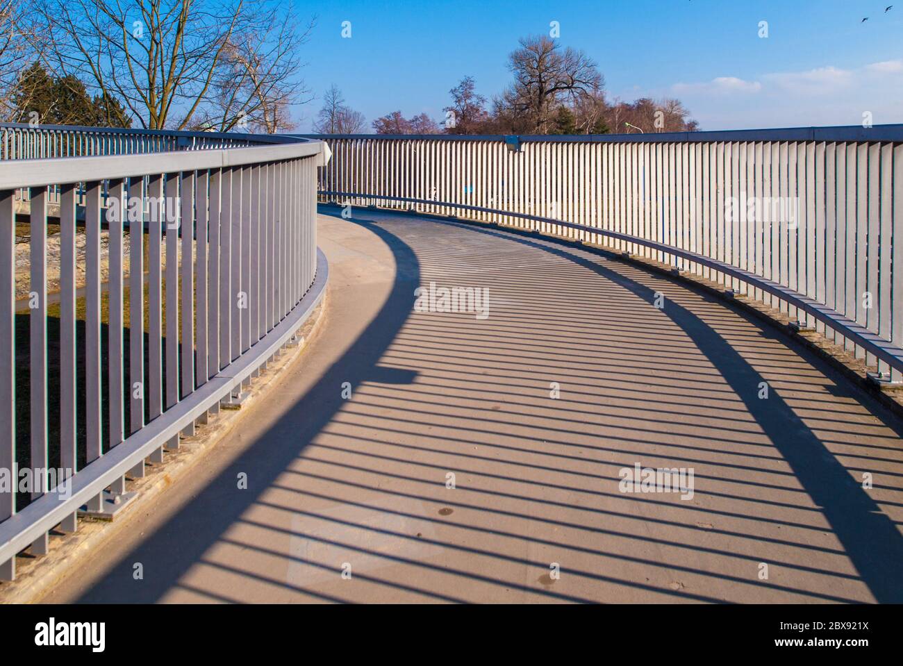 Raillings hi-res stock photography and images - Alamy