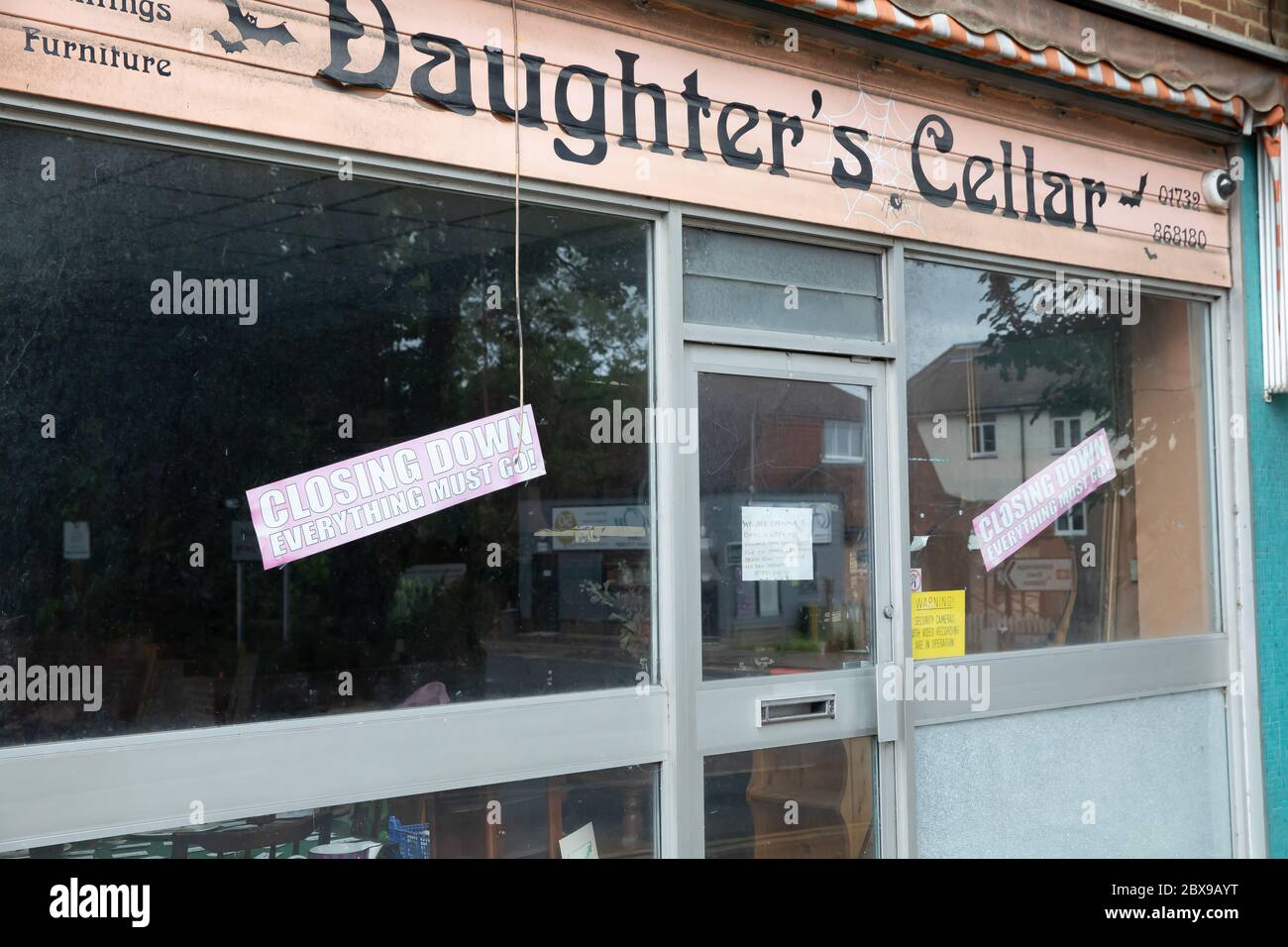 Daughters cellar hires stock photography and images Alamy