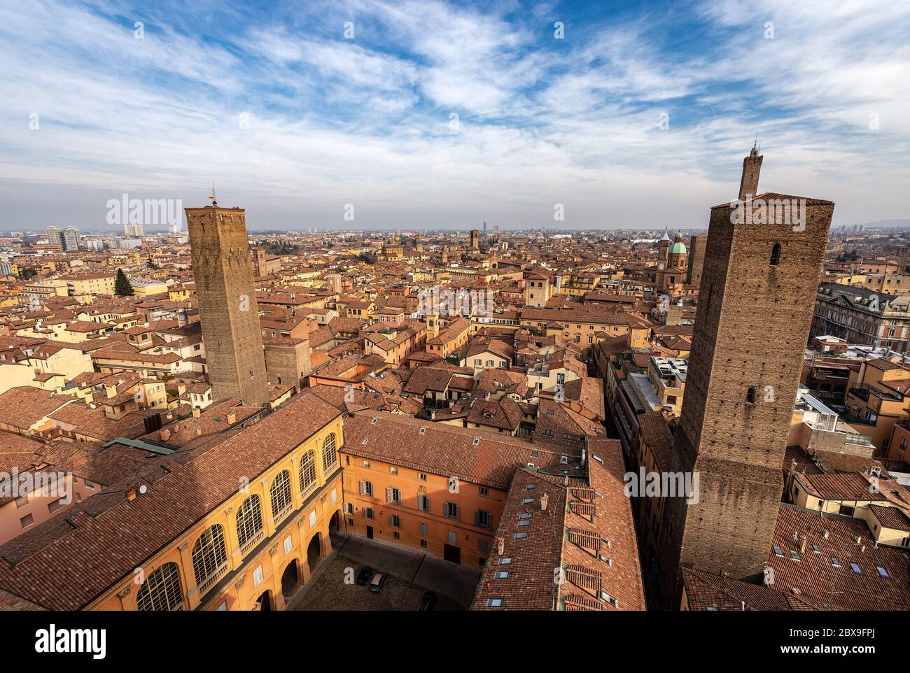 Bologna, medieval towers (Azzoguidi, Garisenda, Asinelli, Prendiparte