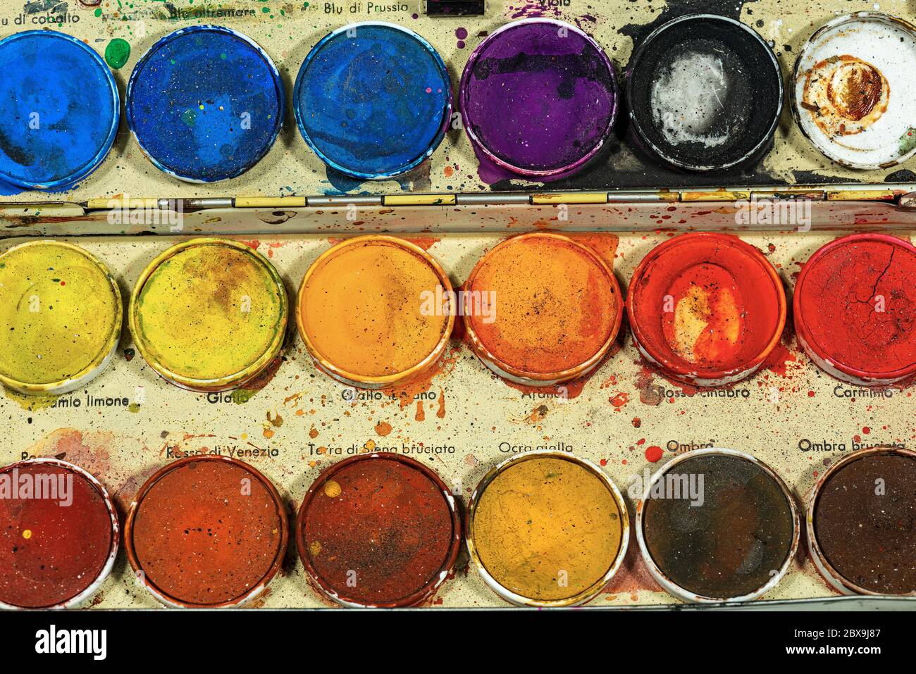 Extreme close up of an old box of Italian watercolors paints Stock Photo Alamy