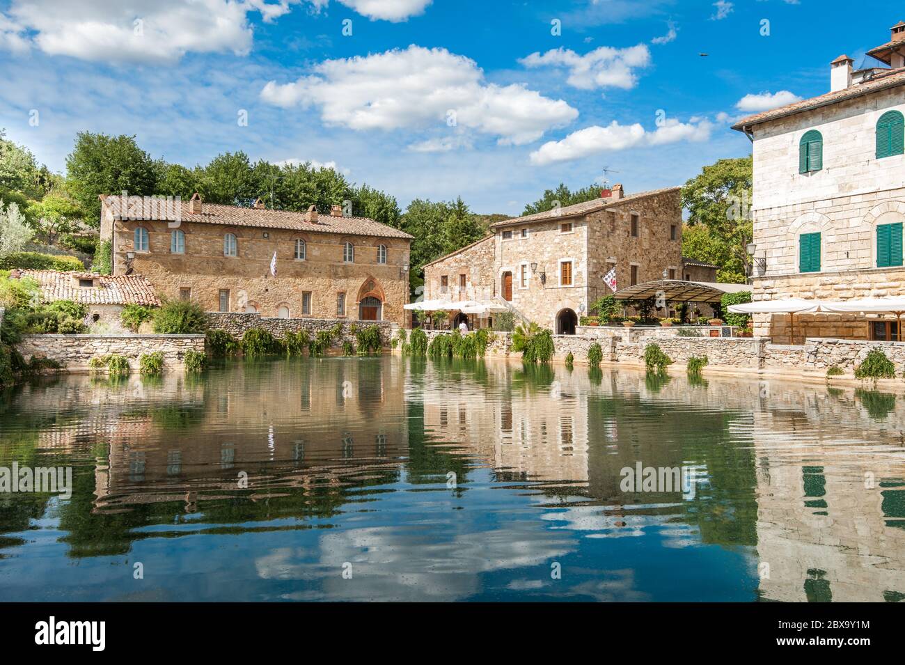 view on the thermal bath of "Bagno Vignoni", Val d'Orcia, Siena, Tuscany,  Italy Stock Photo - Alamy