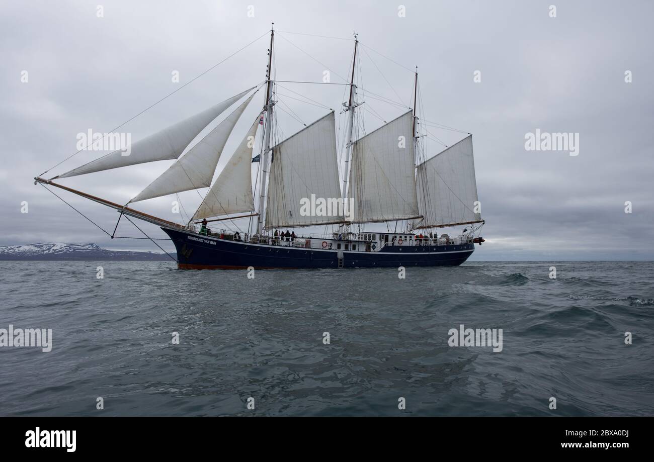 The sailing vessel SV Rembrandt van Rijn under sail off the coast of  Svalbard in the Arctic Ocean Stock Photo - Alamy