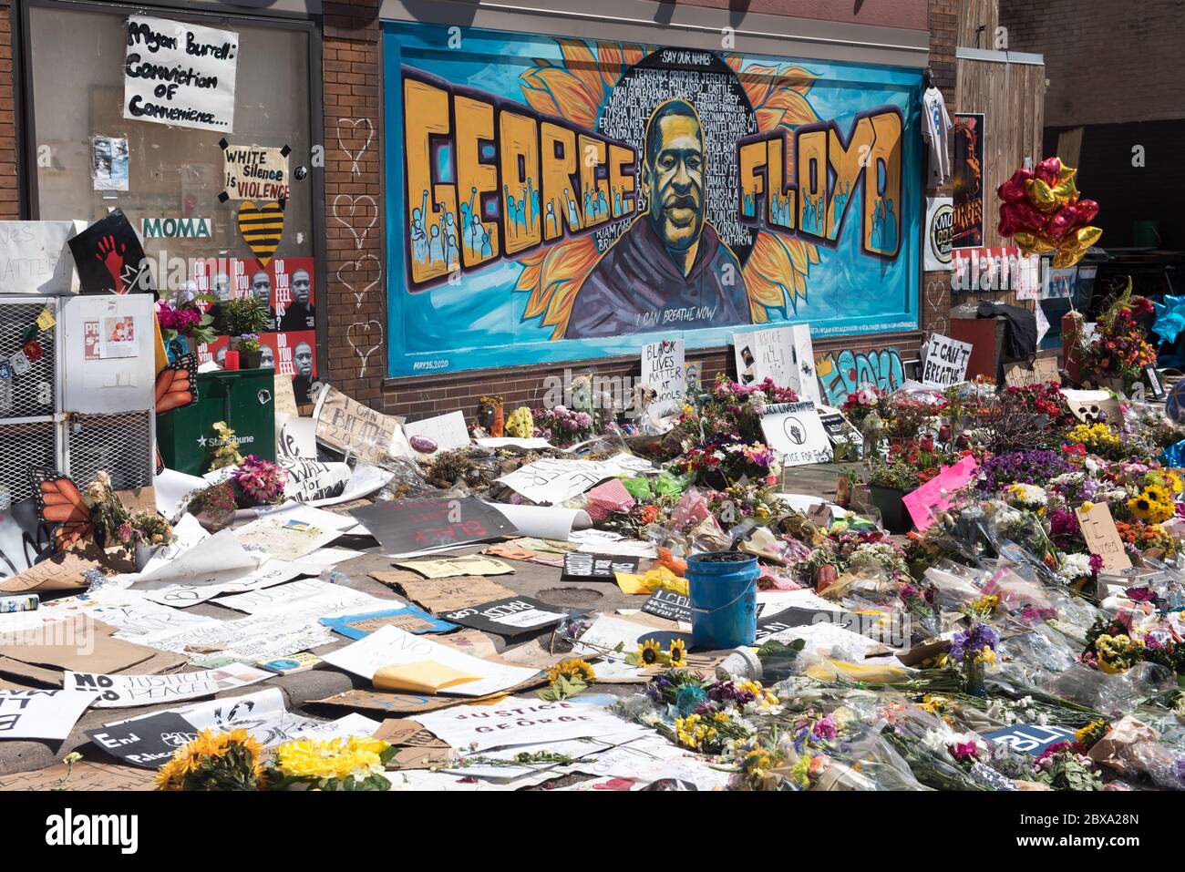 George Floyd Memorial, 38th and Chicago, Minneapolis. A sea of flowers and tributes. Stock Photo