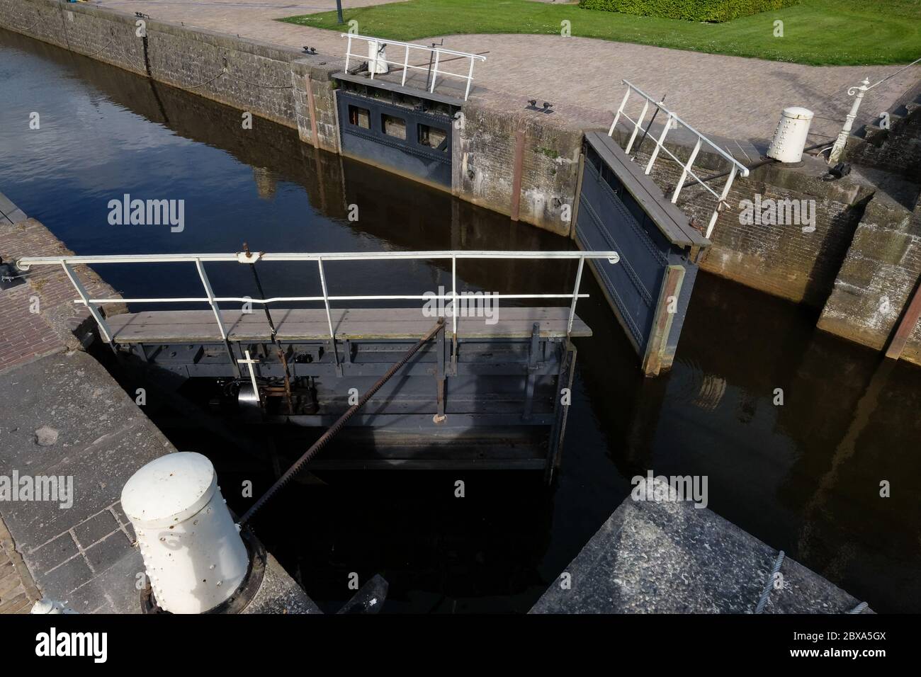 Hydro Gate Lock Hydraulic lock gates hi-res stock photography and images - Alamy
