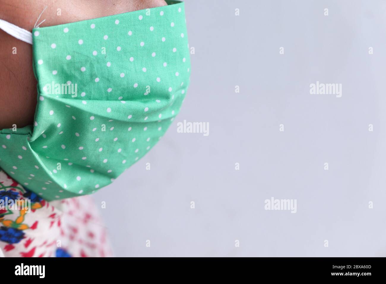 Woman wearing surgical mask hi-res stock photography and images - Alamy